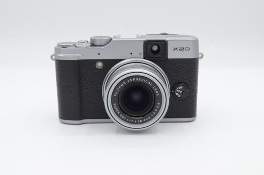 Fujifilm X20 Digital Camera, Silver {12MP} with Battery and Charger